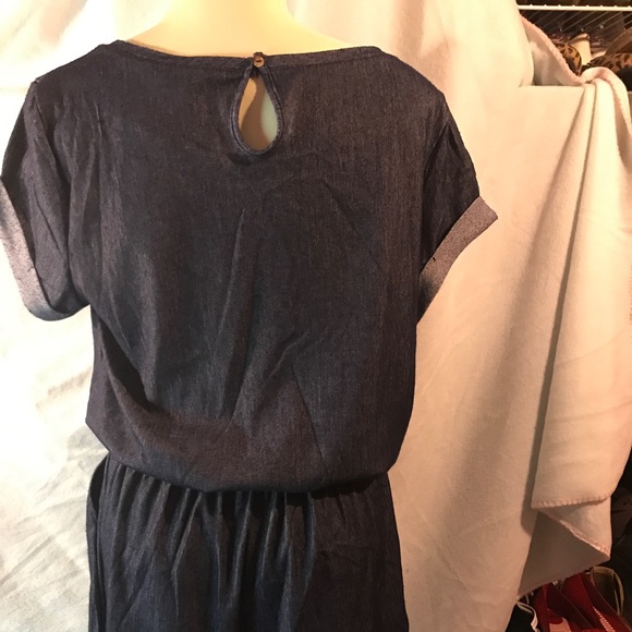 Yado sz XLg Denim Romper - Picture 8 of 8